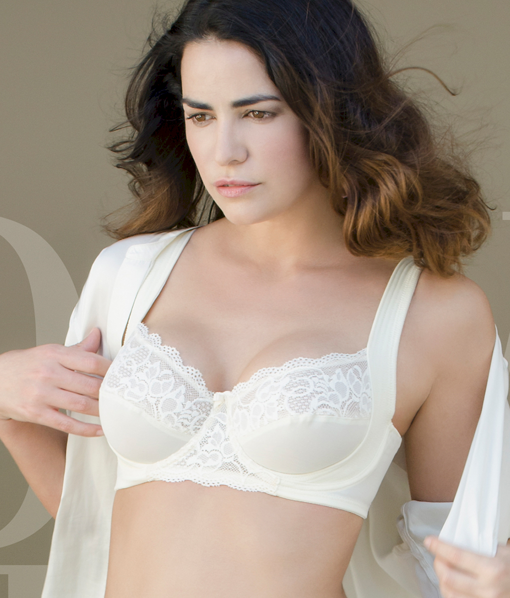 Corpiño con aro y base tricot - Deville